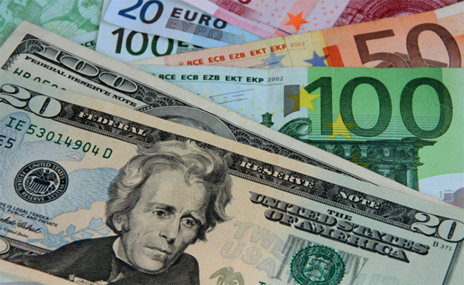 euros y dolar